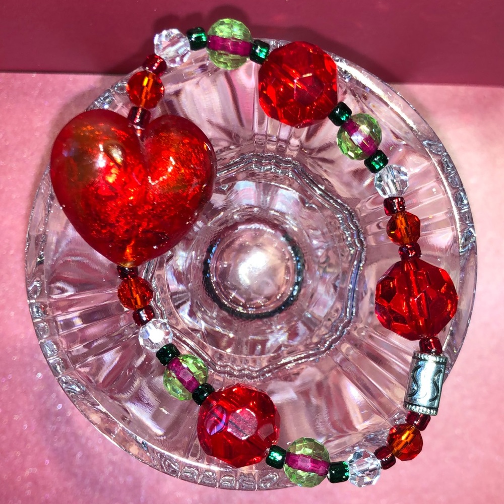 Hearts and crystals bracelet